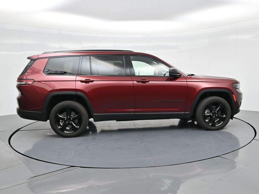New 2023 Jeep Grand Cherokee L Laredo image 5