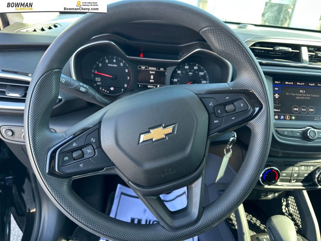 Used 2023 Chevrolet TrailBlazer LS image 16