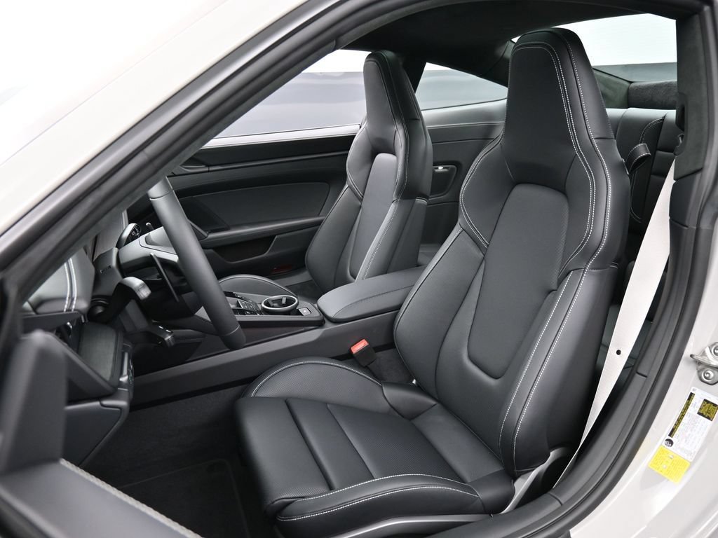 New 2026 Porsche 911 Carrera GTS RWD image 5