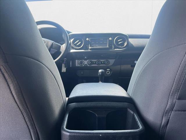 Used 2017 Toyota Tacoma SR image 18