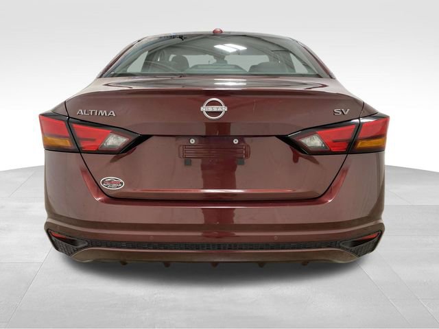 Used 2024 Nissan Altima 2.5 SV image 3