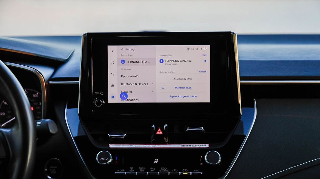 Used 2024 Toyota Corolla SE image 15