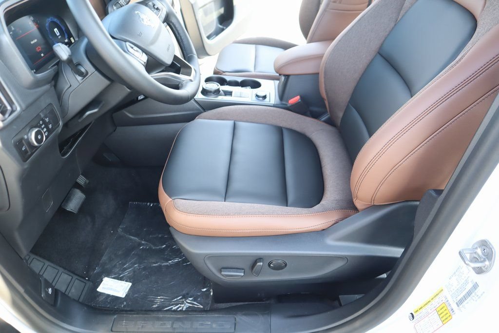 New 2025 Ford Bronco Sport Outer Banks w/ Outer Banks Tech Package+ AWD/4WD image 12