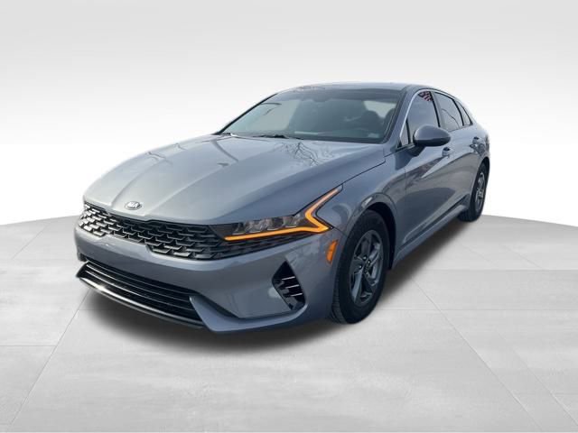 Used 2021 Kia K5 LX image 3