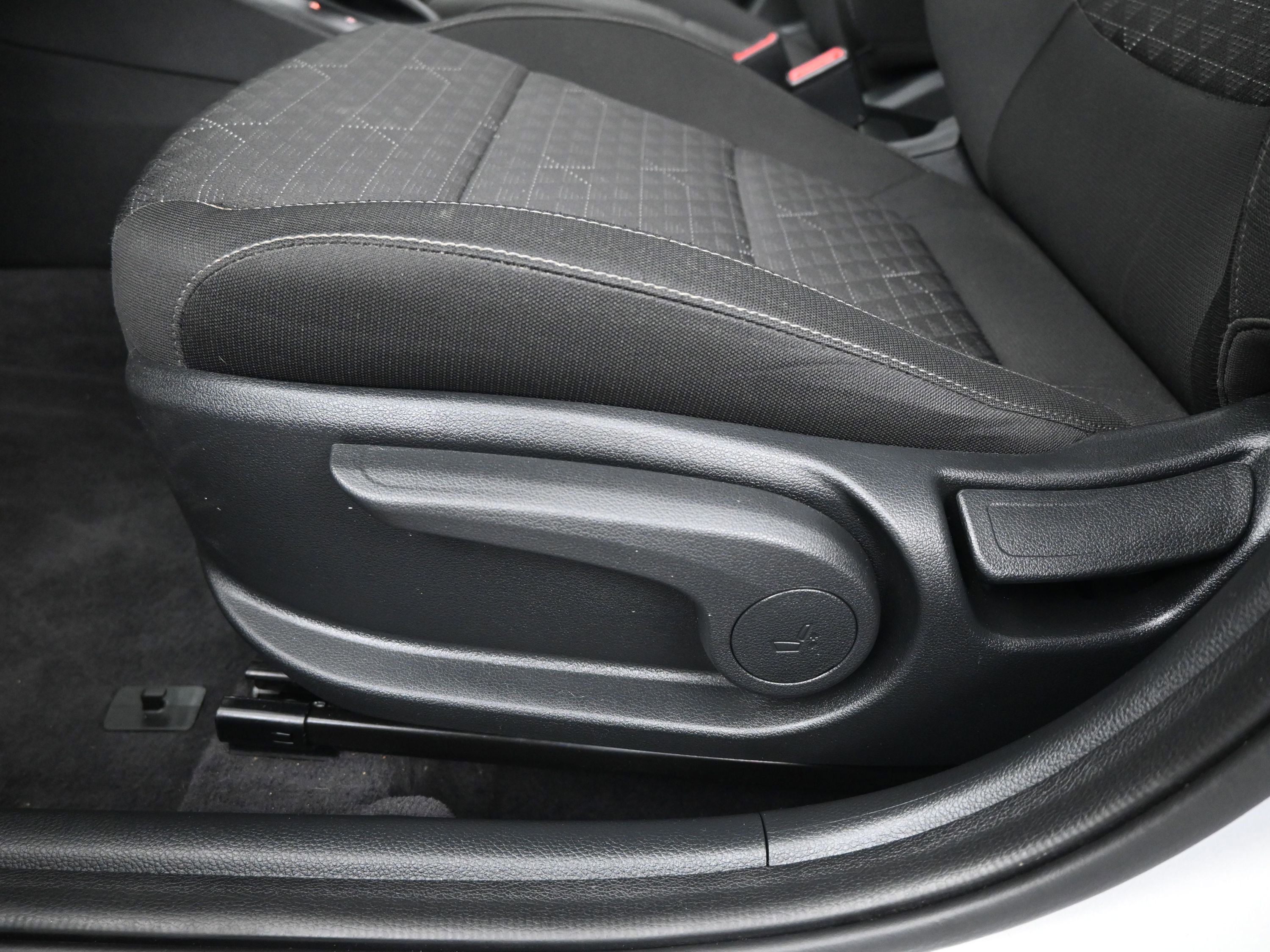 Used 2021 Kia Rio LX image 11