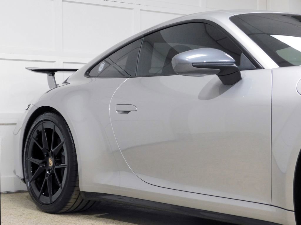 Used 2025 Porsche 911 Carrera T image 14