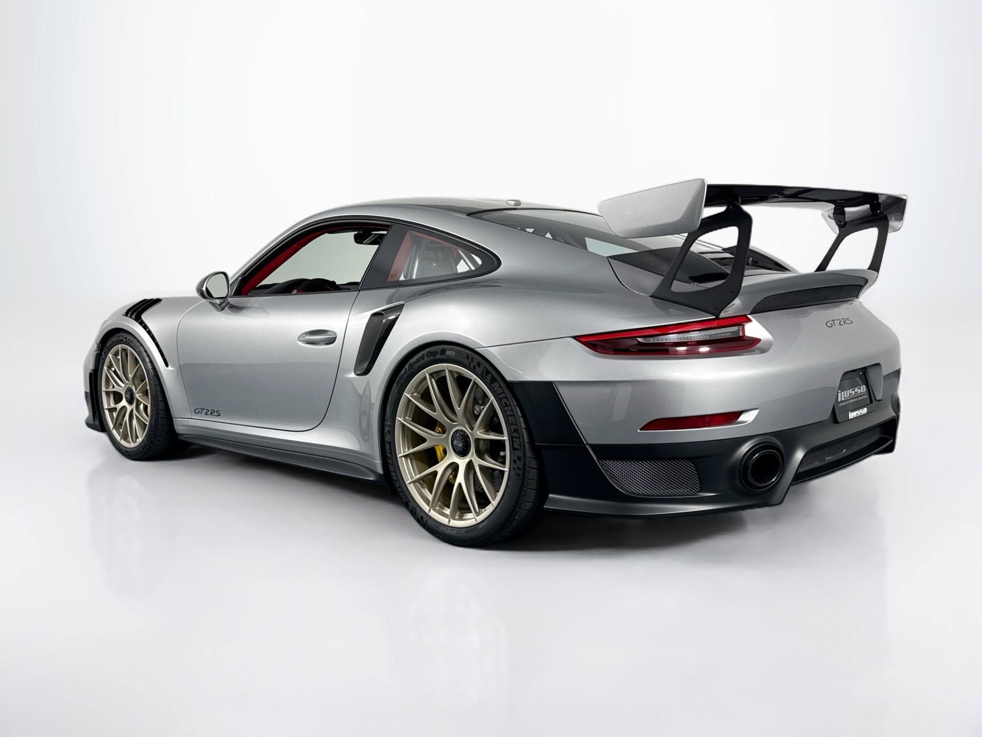 Used 2018 Porsche 911 GT2 RS RWD image 7