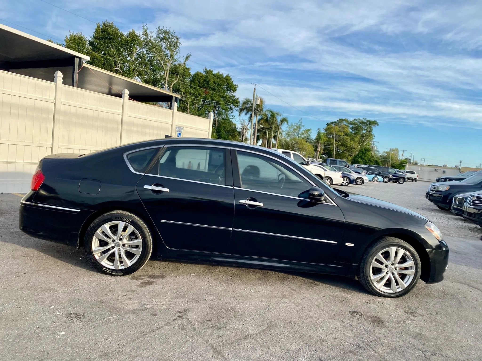 Used 2008 INFINITI M35 x image 2