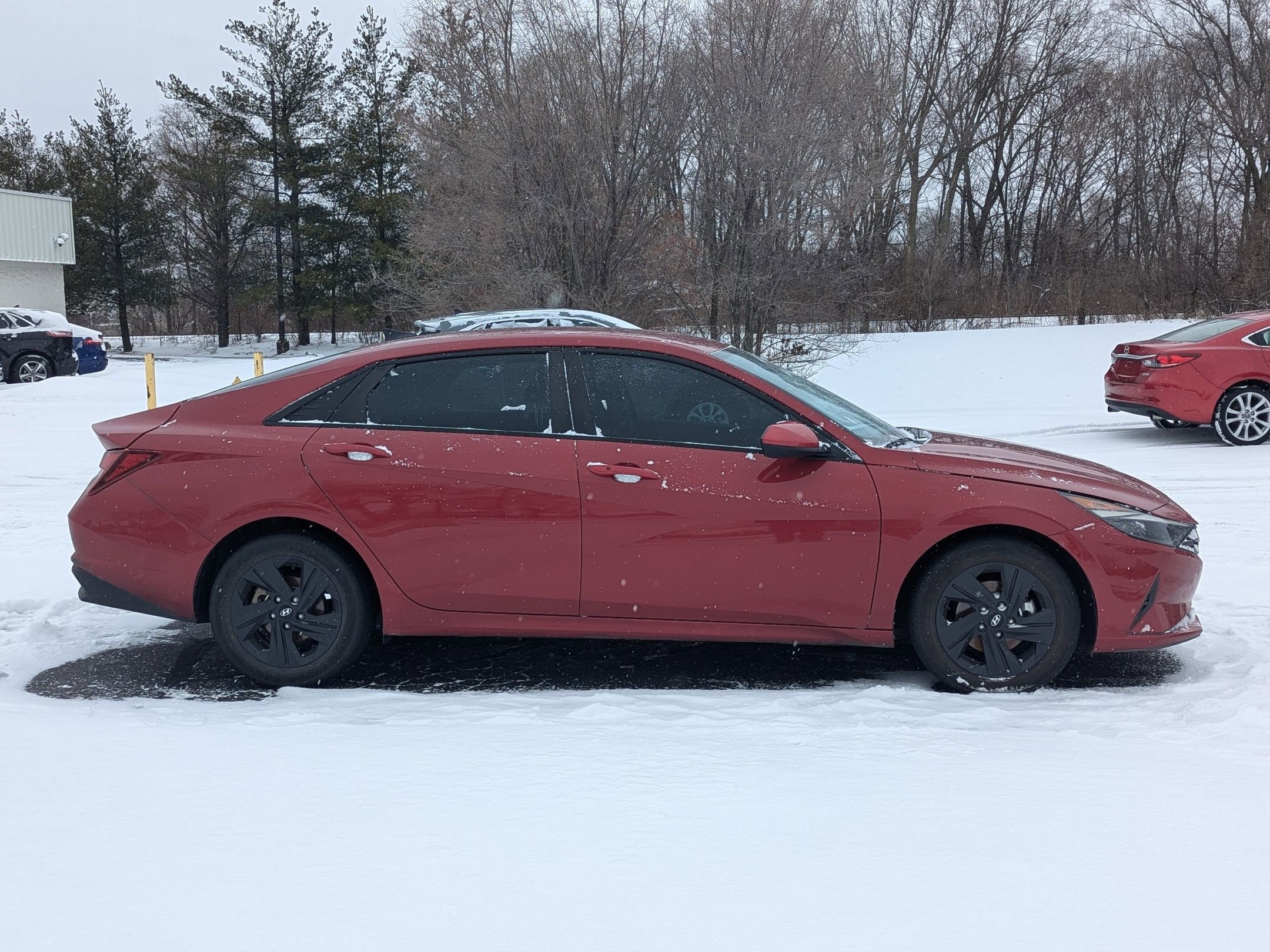 Used 2023 Hyundai Elantra SEL image 6