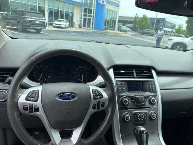 Used 2014 Ford Edge SEL w/ Equipment Group 204A FWD image 13
