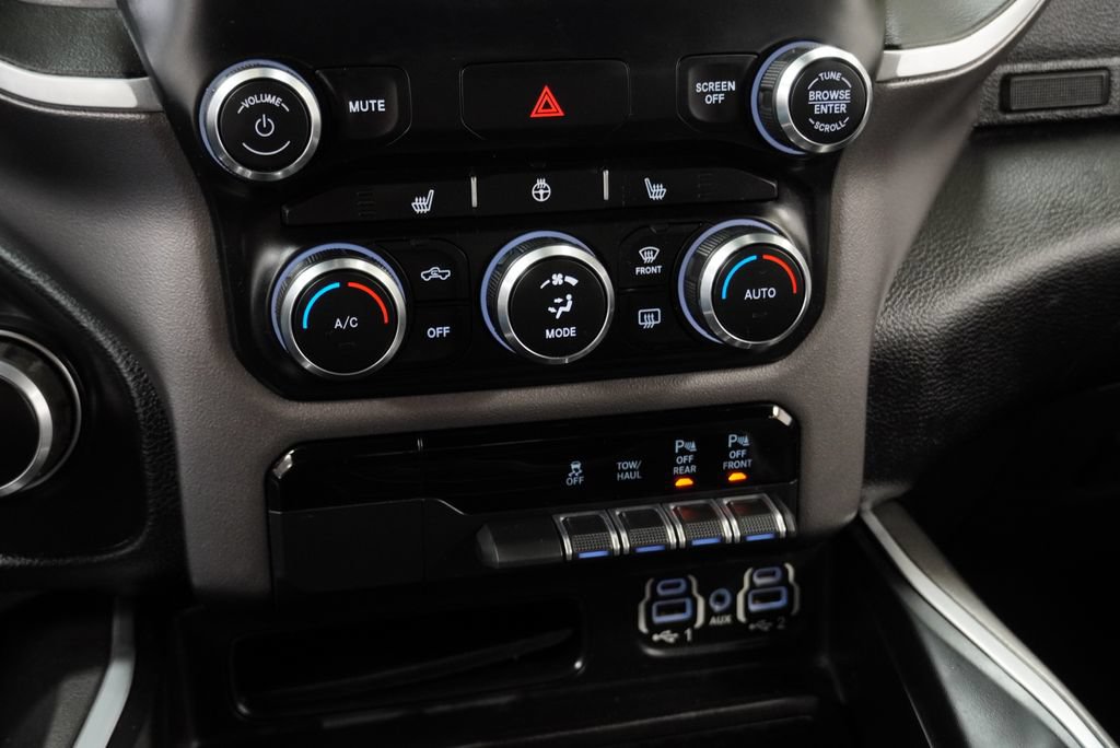 Used 2020 RAM 1500 Big Horn AWD/4WD image 19