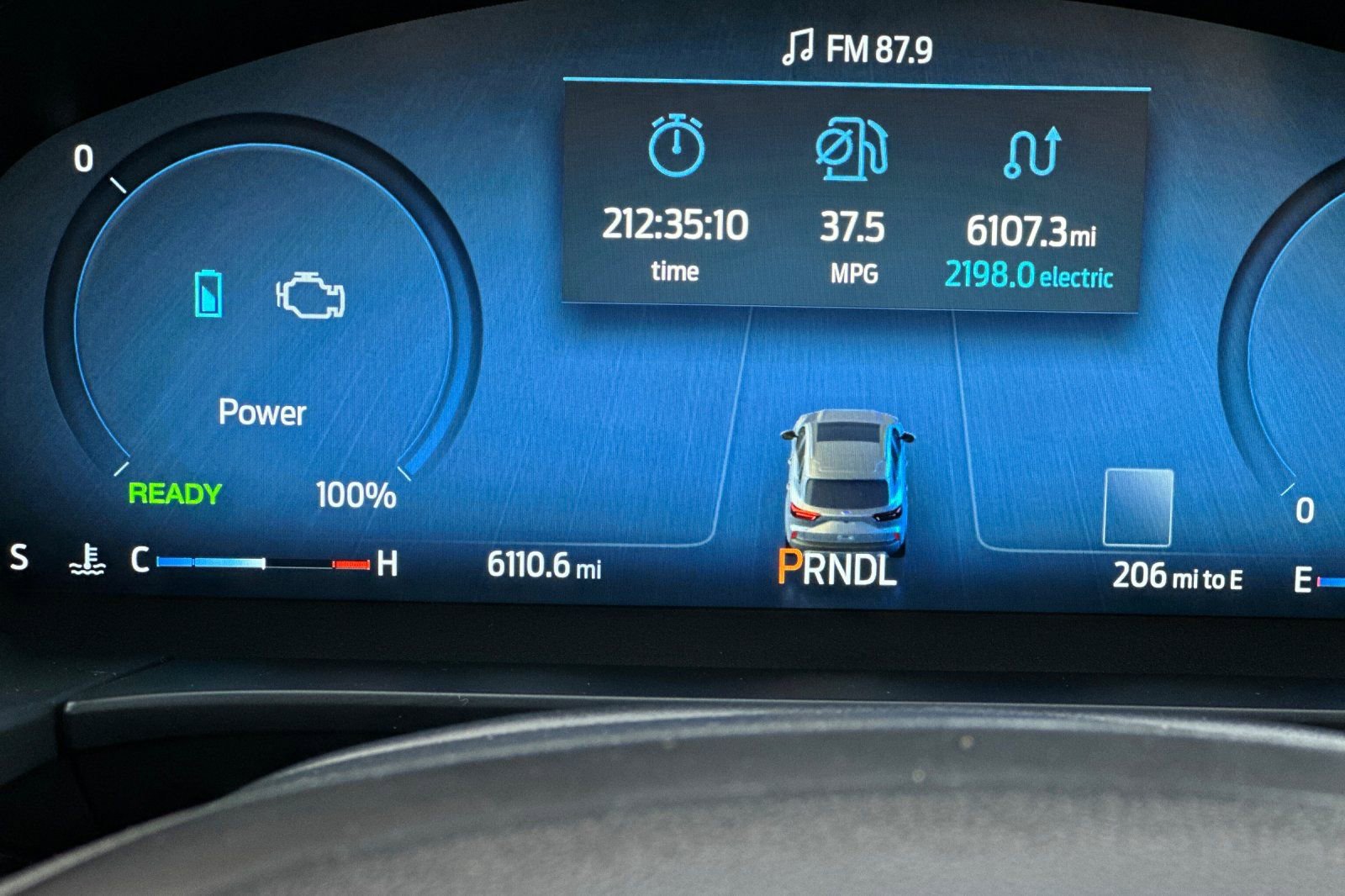 Used 2025 Ford Escape ST-Line Elite w/ Premium Technology Package image 35