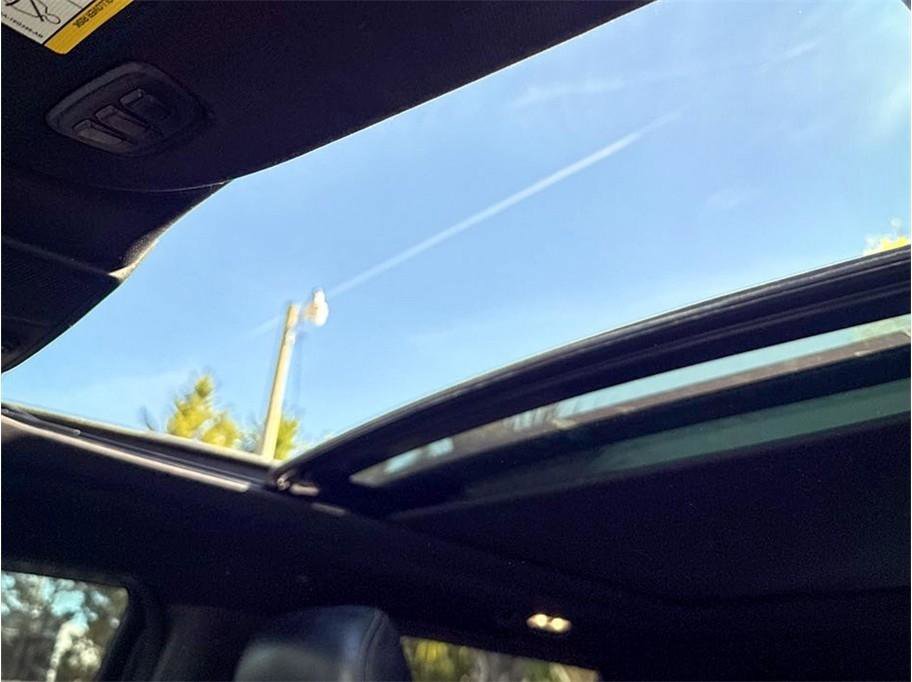 Used 2018 Ford F150 Lariat w/ Equipment Group 502A Luxury AWD/4WD image 22