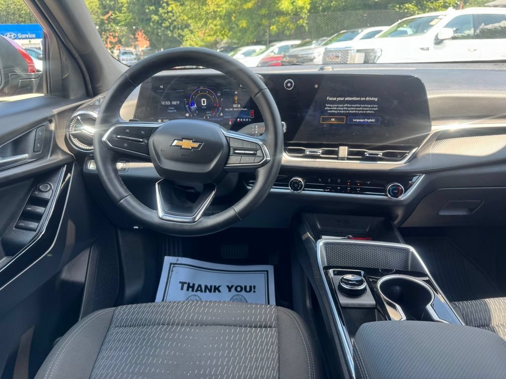 Used 2026 Chevrolet Equinox LT FWD image 17