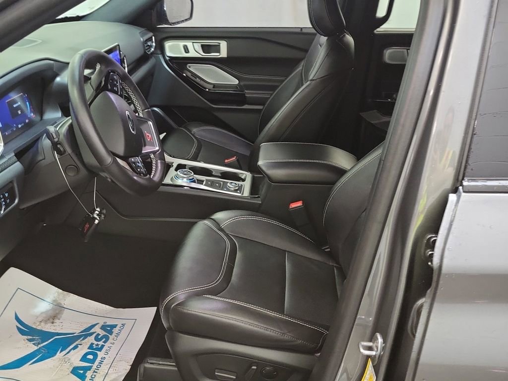 Used 2023 Ford Explorer ST w/ Equipment Group 401A image 3