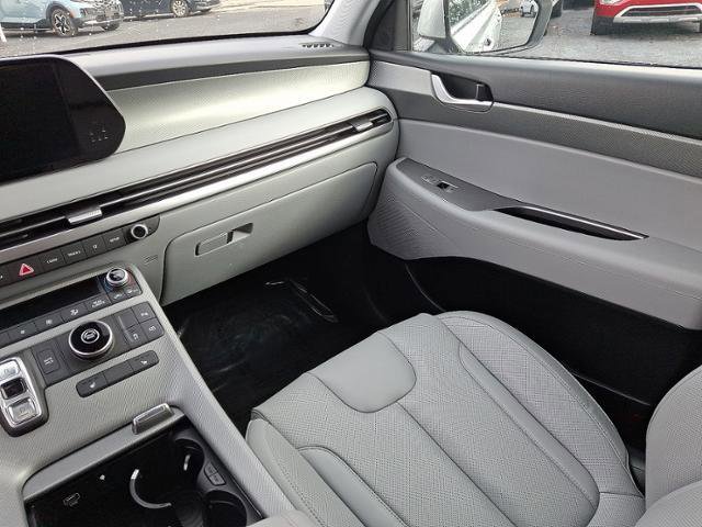 Used 2025 Hyundai Palisade SEL image 11