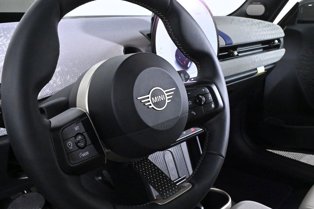 Certified 2025 MINI Cooper S image 13