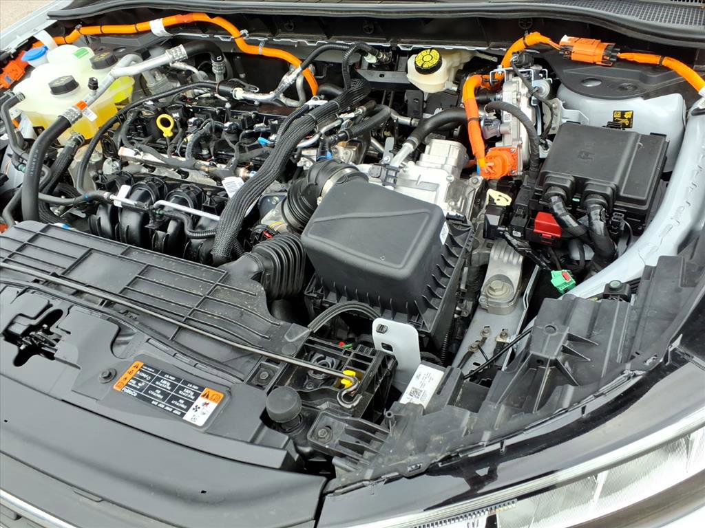 Used 2025 Ford Escape SE image 19