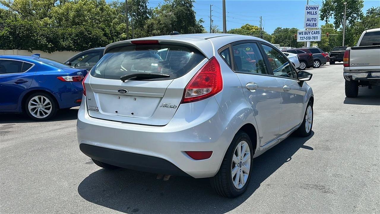 Used 2012 Ford Fiesta SE FWD image 8