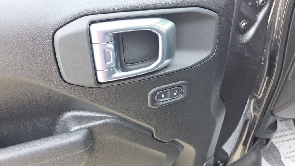 New 2026 Jeep Gladiator Sport AWD/4WD image 22