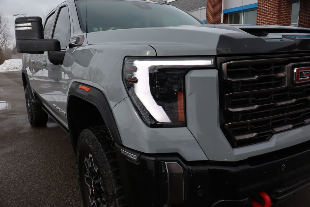 Used 2024 GMC Sierra 2500 AT4X image 7