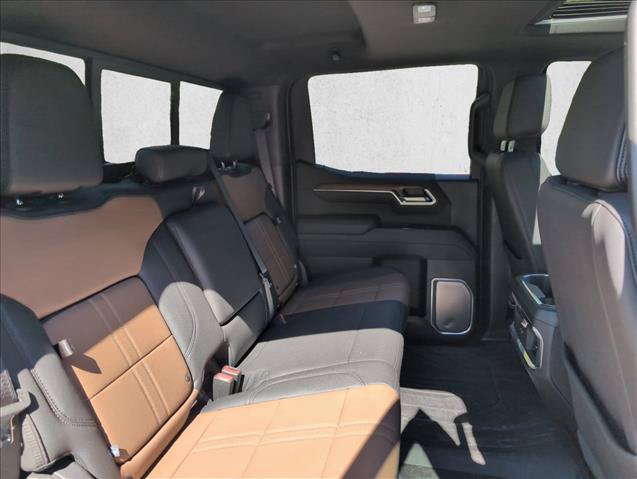 Used 2025 Chevrolet Silverado 1500 High Country AWD/4WD image 30