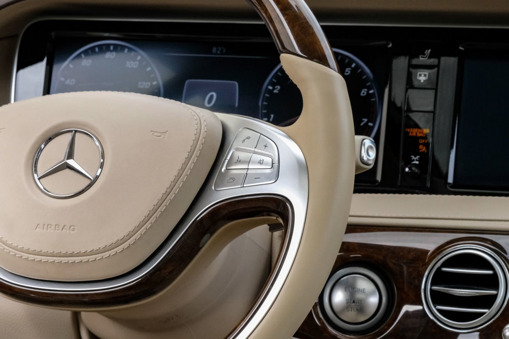Used 2015 Mercedes-Benz S 550 Sedan w/ Sport Package image 18