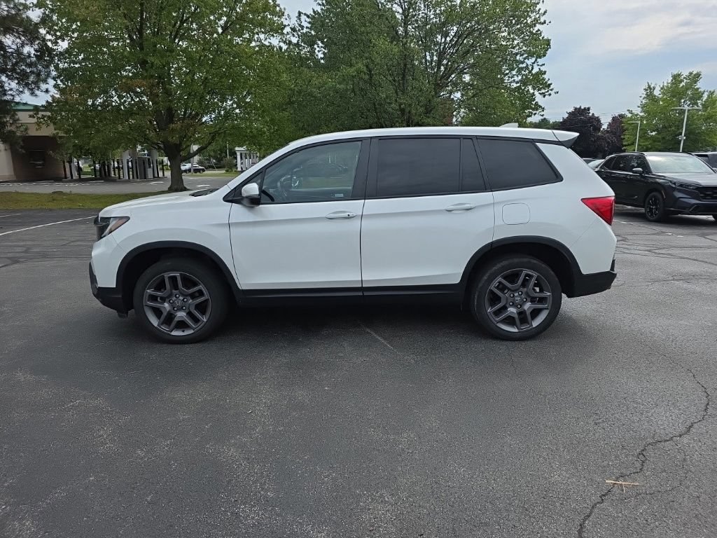 Used 2023 Honda Passport EX-L image 4