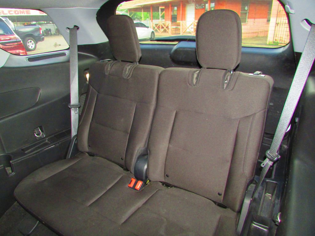 Used 2020 Ford Explorer XLT image 13