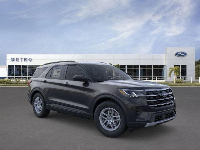 New 2026 Ford Explorer Active image 7