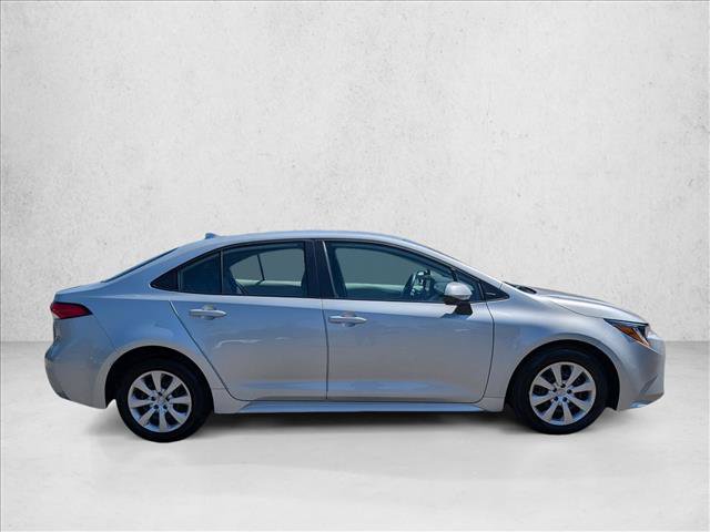 Certified 2025 Toyota Corolla LE FWD image 4
