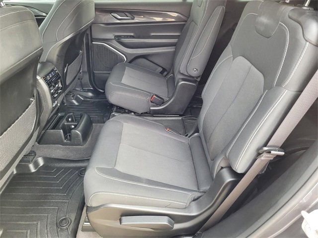 Used 2021 Jeep Grand Cherokee L Laredo w/ Luxury Tech Group I image 18