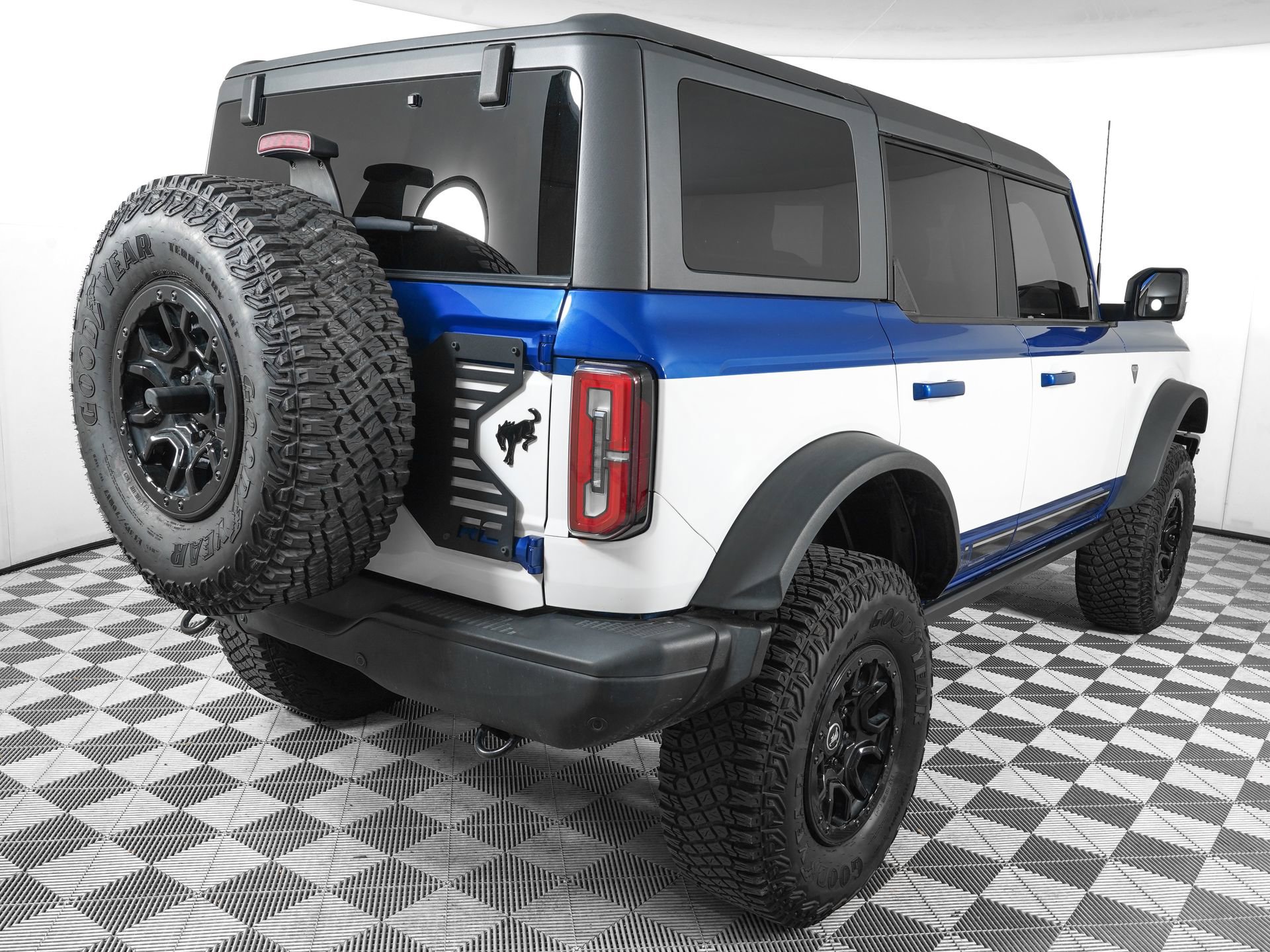 Used 2021 Ford Bronco First Edition AWD/4WD image 4