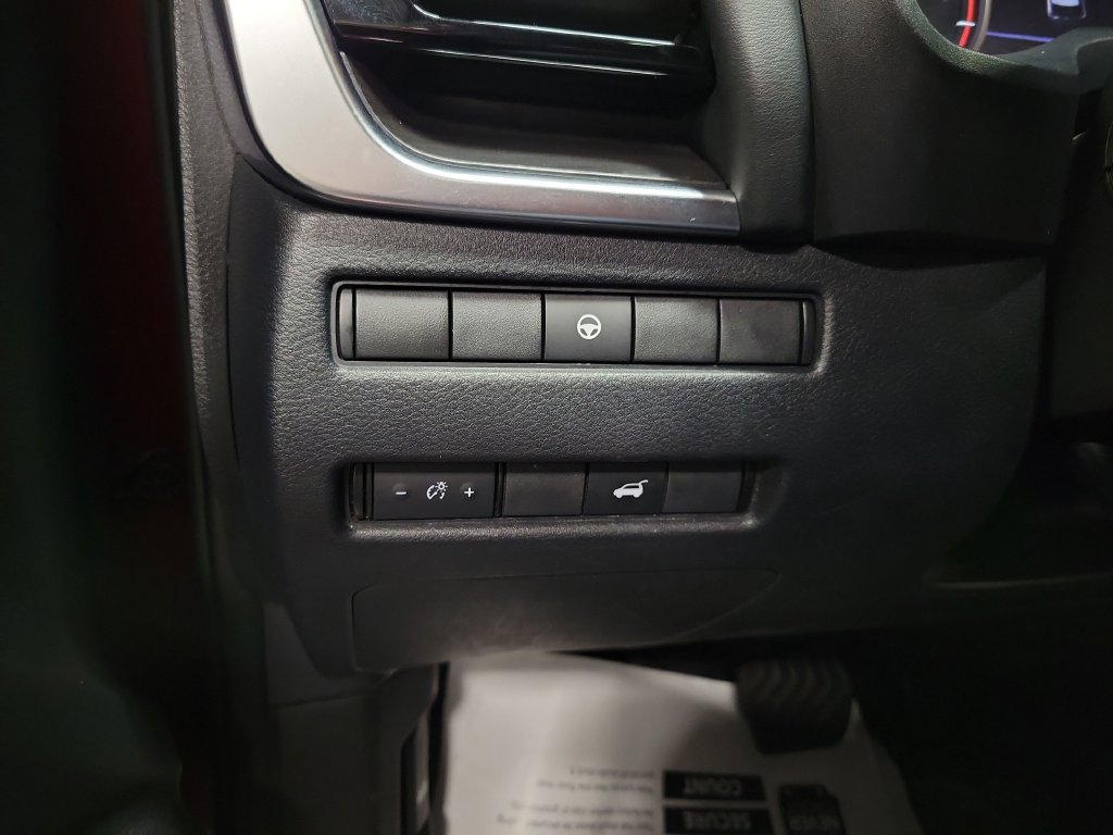 Used 2021 Nissan Rogue SL AWD/4WD image 26