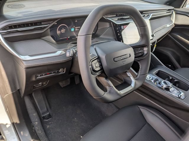 New 2026 Jeep Cherokee Overland image 11