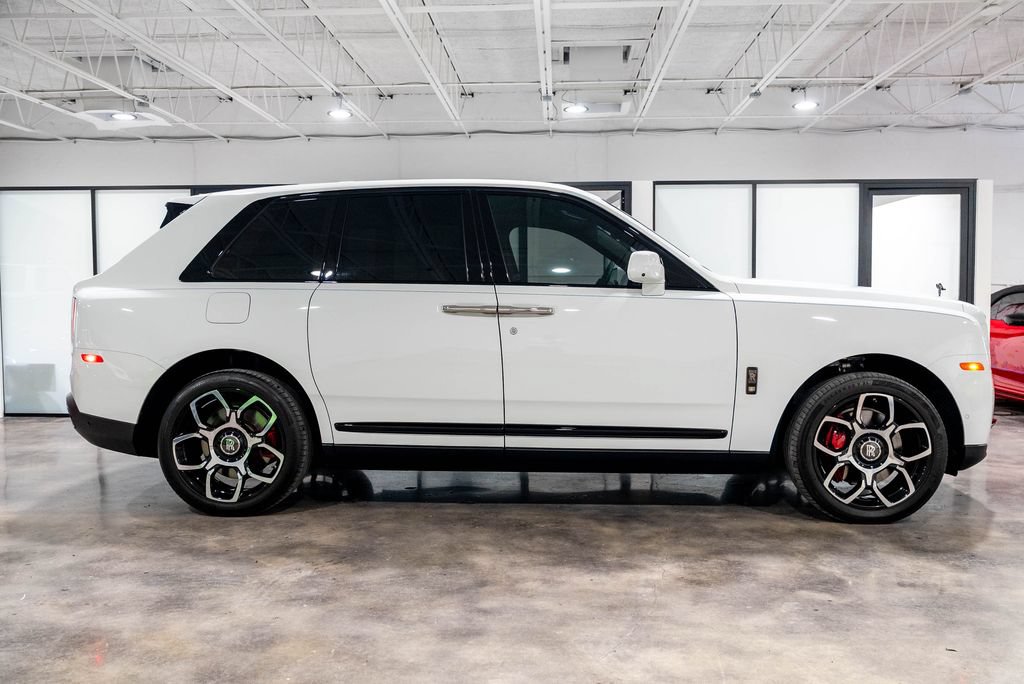Used 2022 Rolls-Royce Cullinan Black Badge AWD/4WD image 1