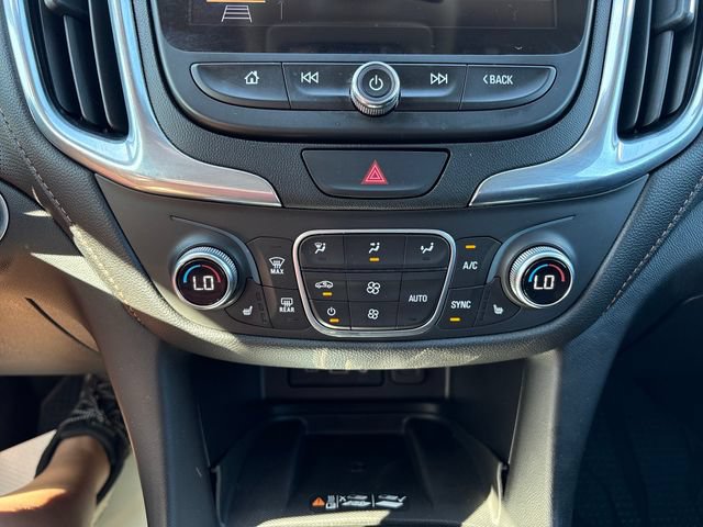 Used 2020 Chevrolet Equinox Premier AWD/4WD image 16