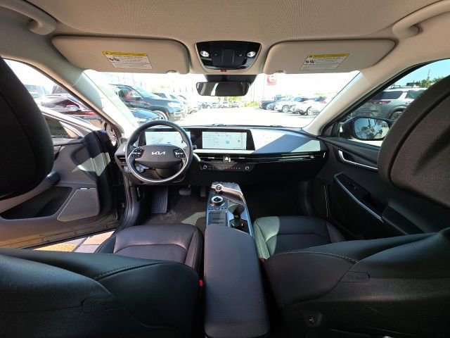 Used 2024 Kia EV6 Wind image 25