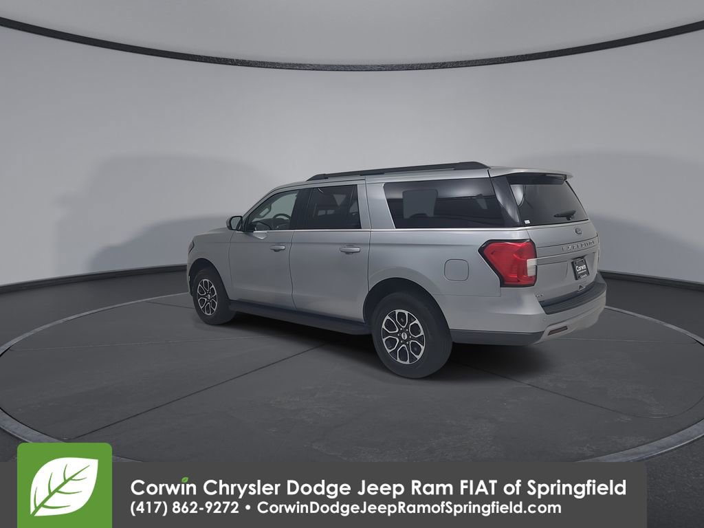 Used 2024 Ford Expedition Max XLT image 11