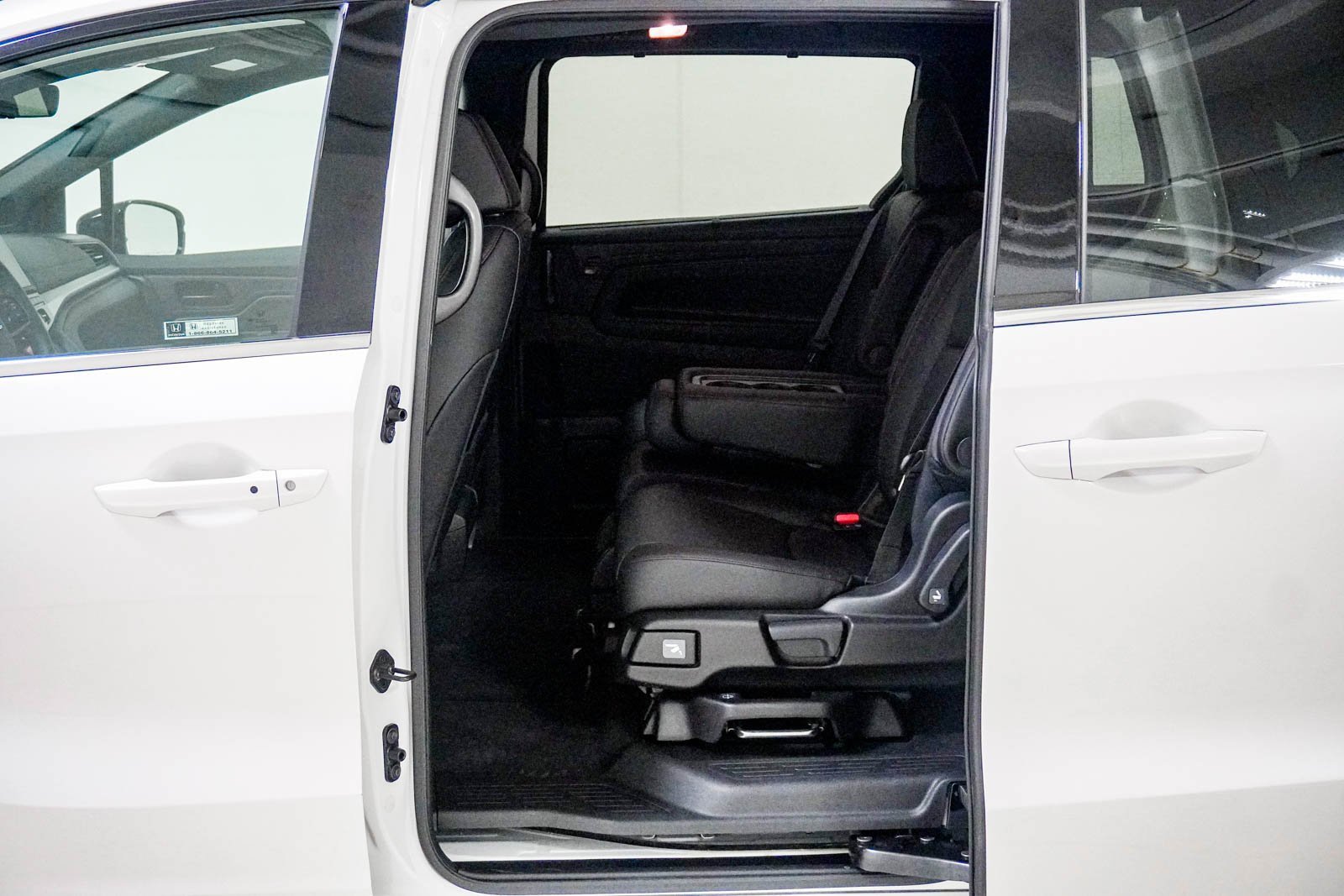 Certified 2026 Honda Odyssey Sport-L image 37
