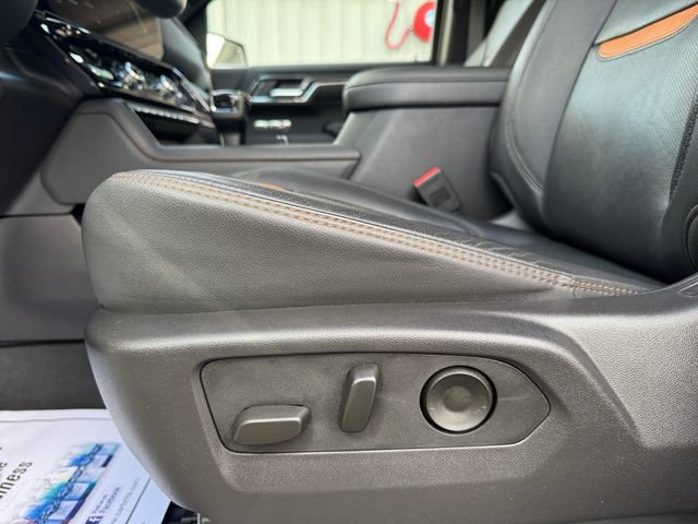 Used 2024 GMC Sierra 1500 AT4 w/ Technology Package AWD/4WD image 28