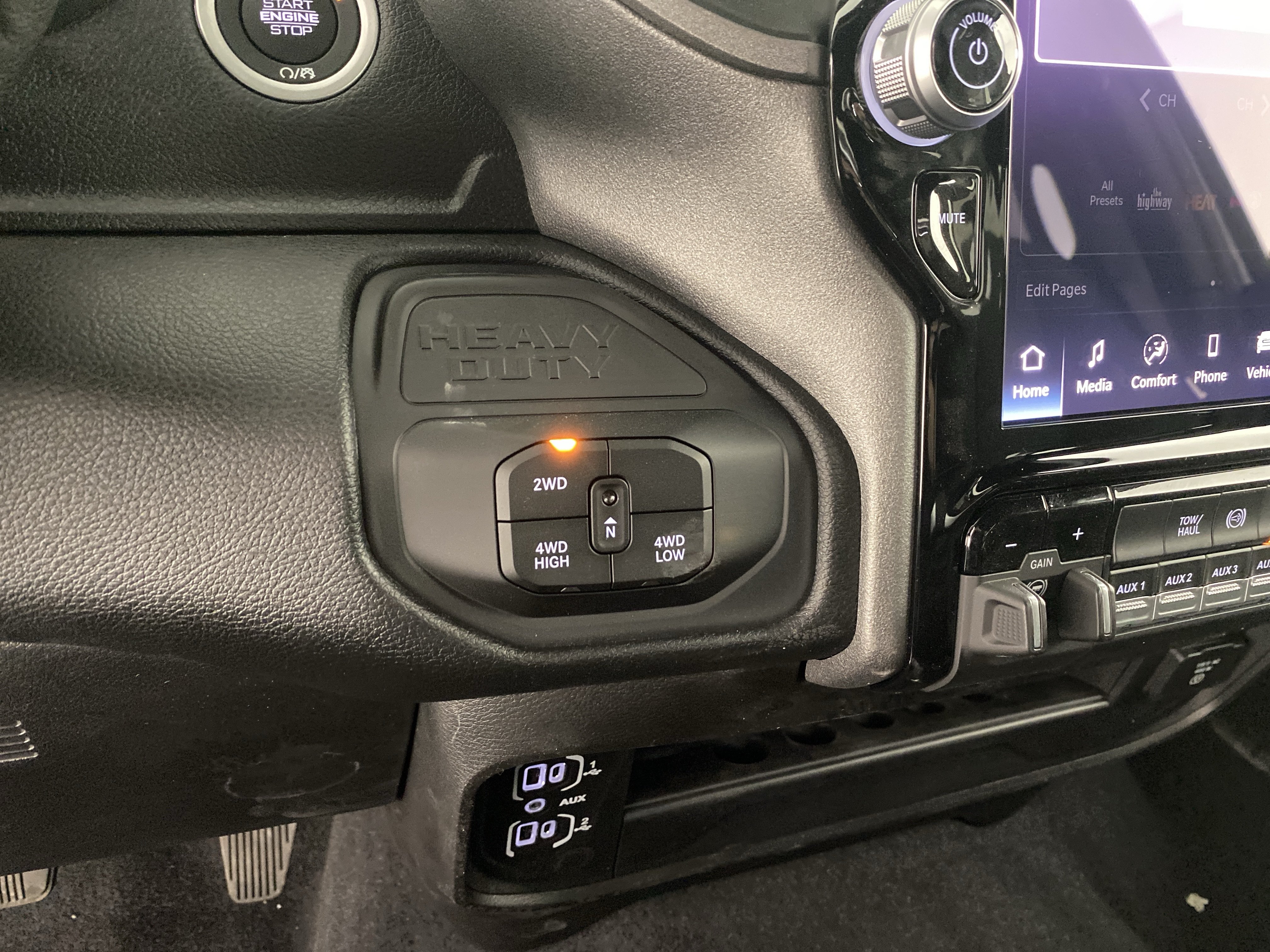 New 2026 RAM 3500 Tradesman AWD/4WD image 28