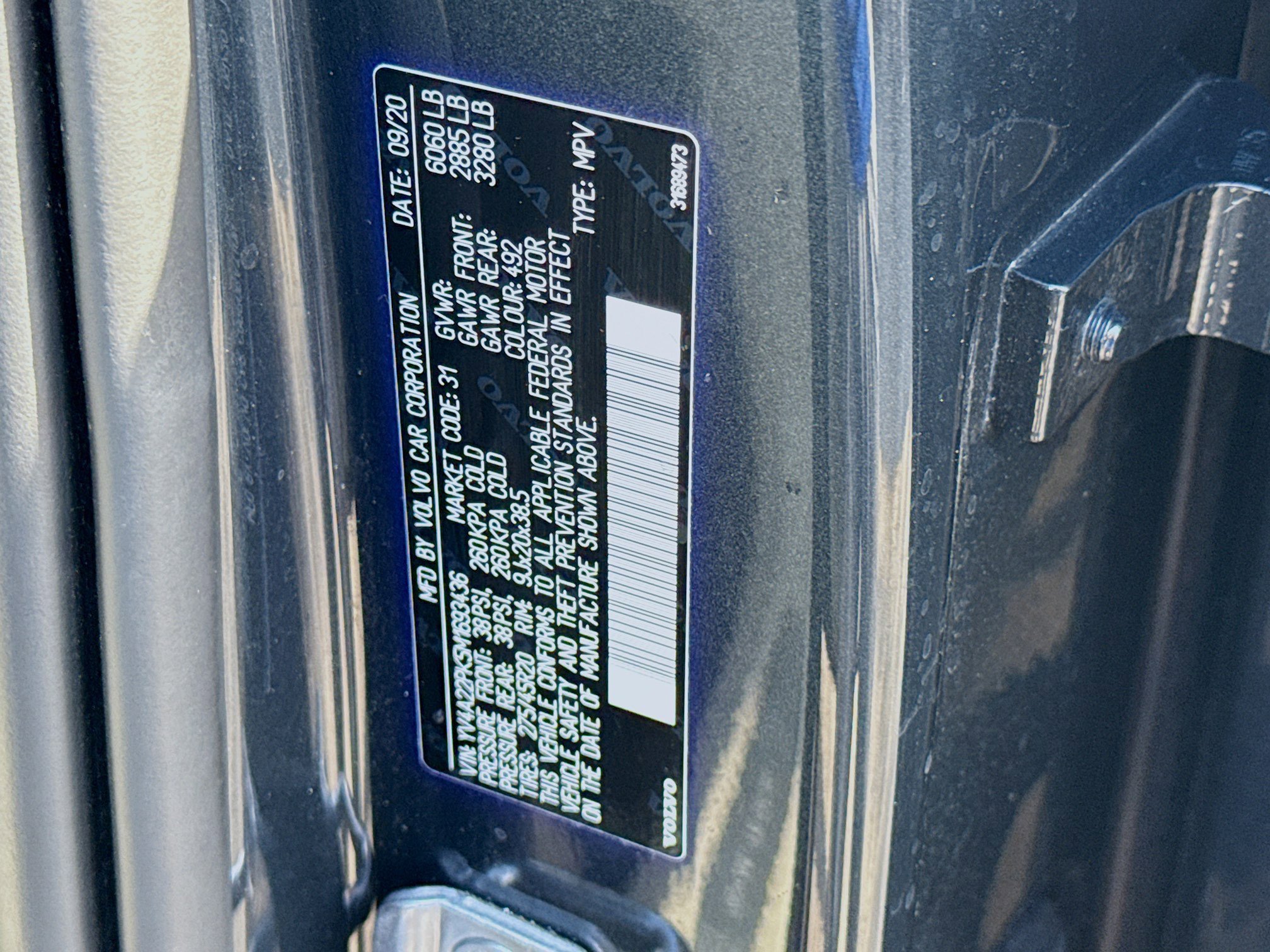 Used 2021 Volvo XC90 T6 Momentum w/ Advanced Package image 38