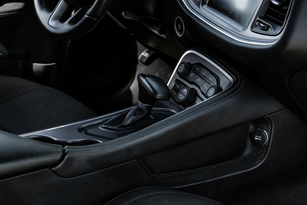 Used 2016 Dodge Challenger R/T Scat Pack RWD image 24