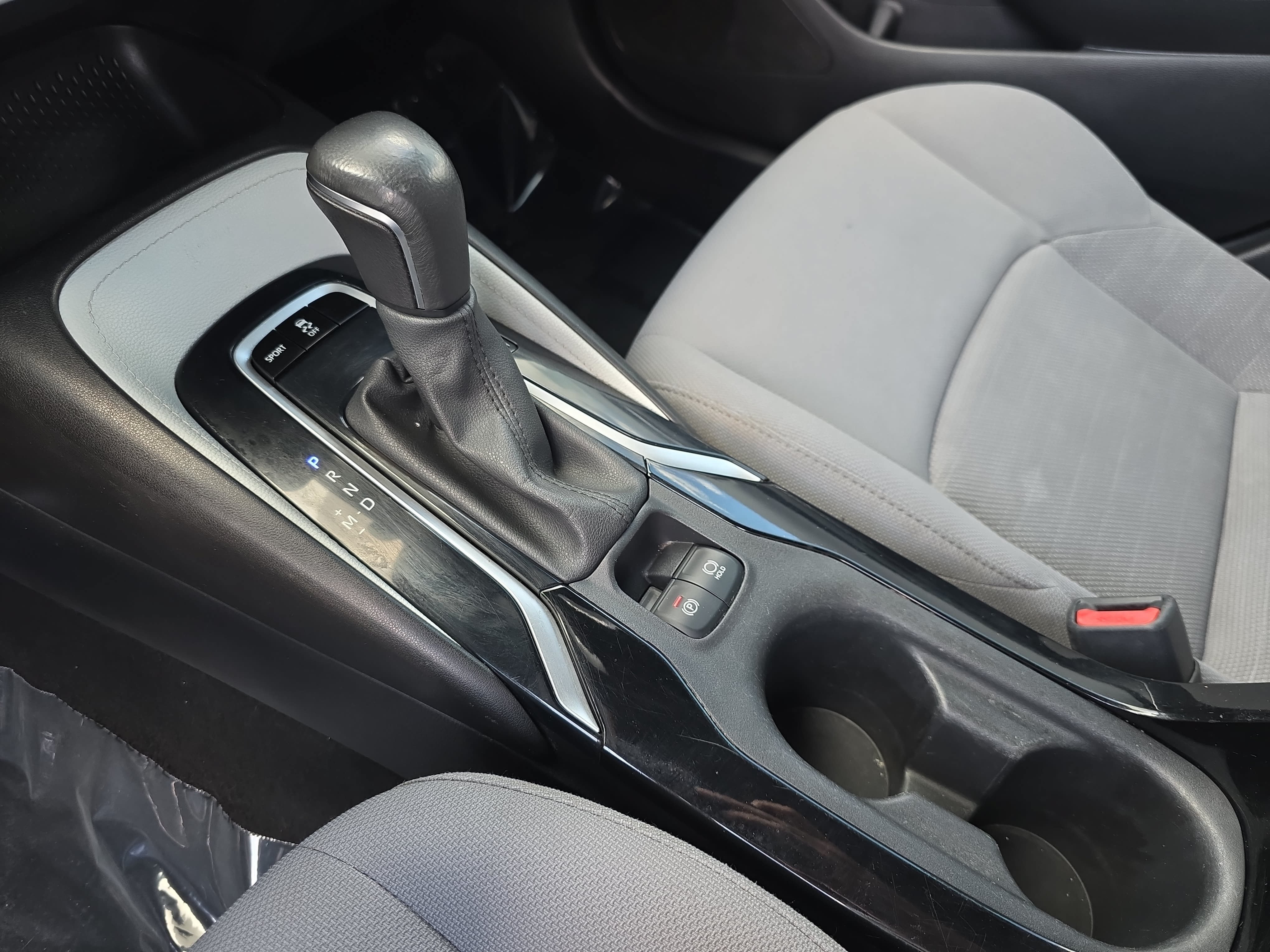 Used 2020 Toyota Corolla SE FWD image 22