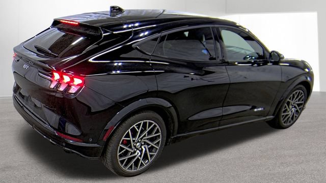 Used 2021 Ford Mustang Mach-E GT w/ GT Performance Edition AWD/4WD image 2