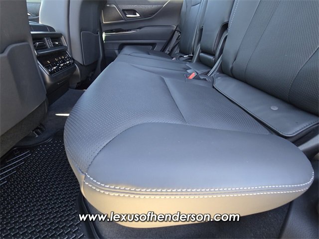 Certified 2025 Lexus LX 600 4WD w/ Appearance Package image 13