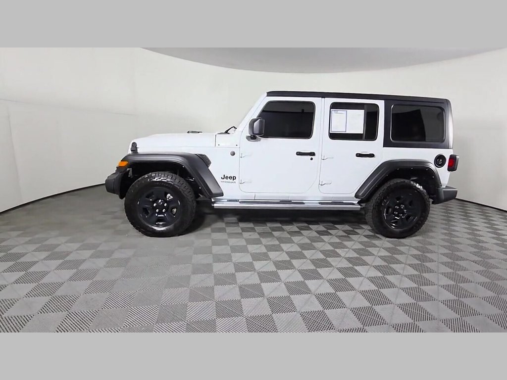 Used 2022 Jeep Wrangler Unlimited Sport AWD/4WD image 46