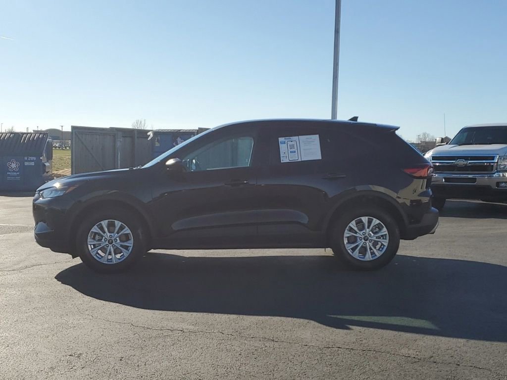 Used 2025 Ford Escape Active image 4