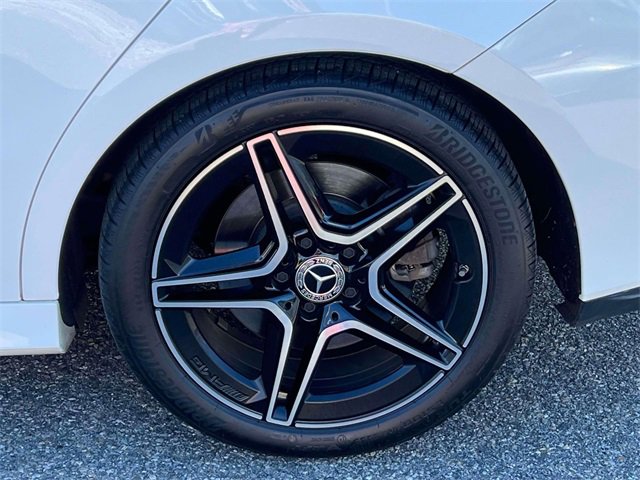Used 2023 Mercedes-Benz CLA 250 4MATIC image 11